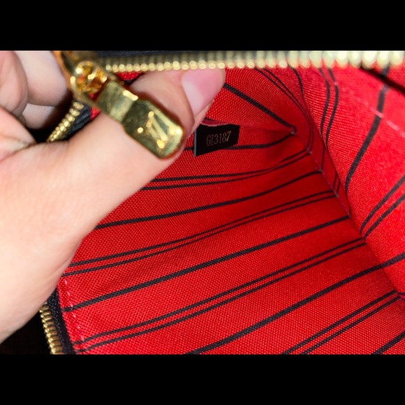 Lv pouch - Picture 4 of 8